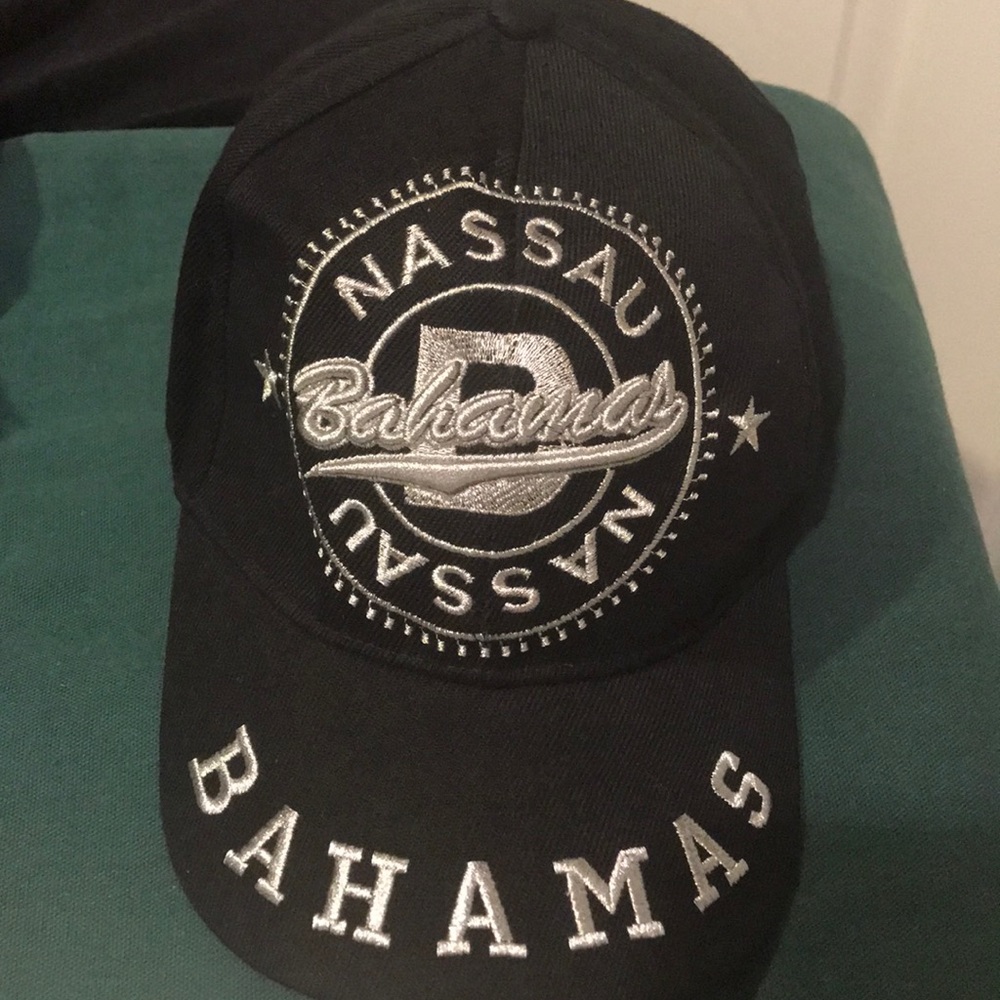 Naussau Bahamas black cap